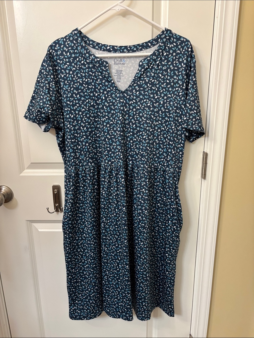 croft & barrow Navy Teal Floral-Print V-Neck Dress